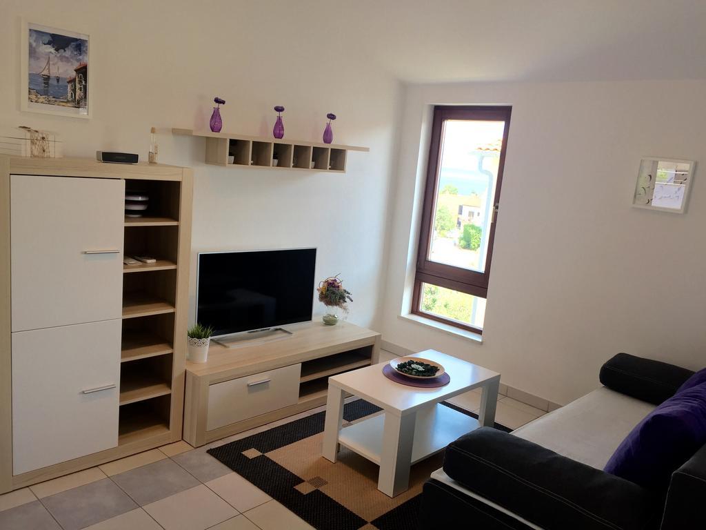 Apartmani Porat Малинска Екстериор снимка