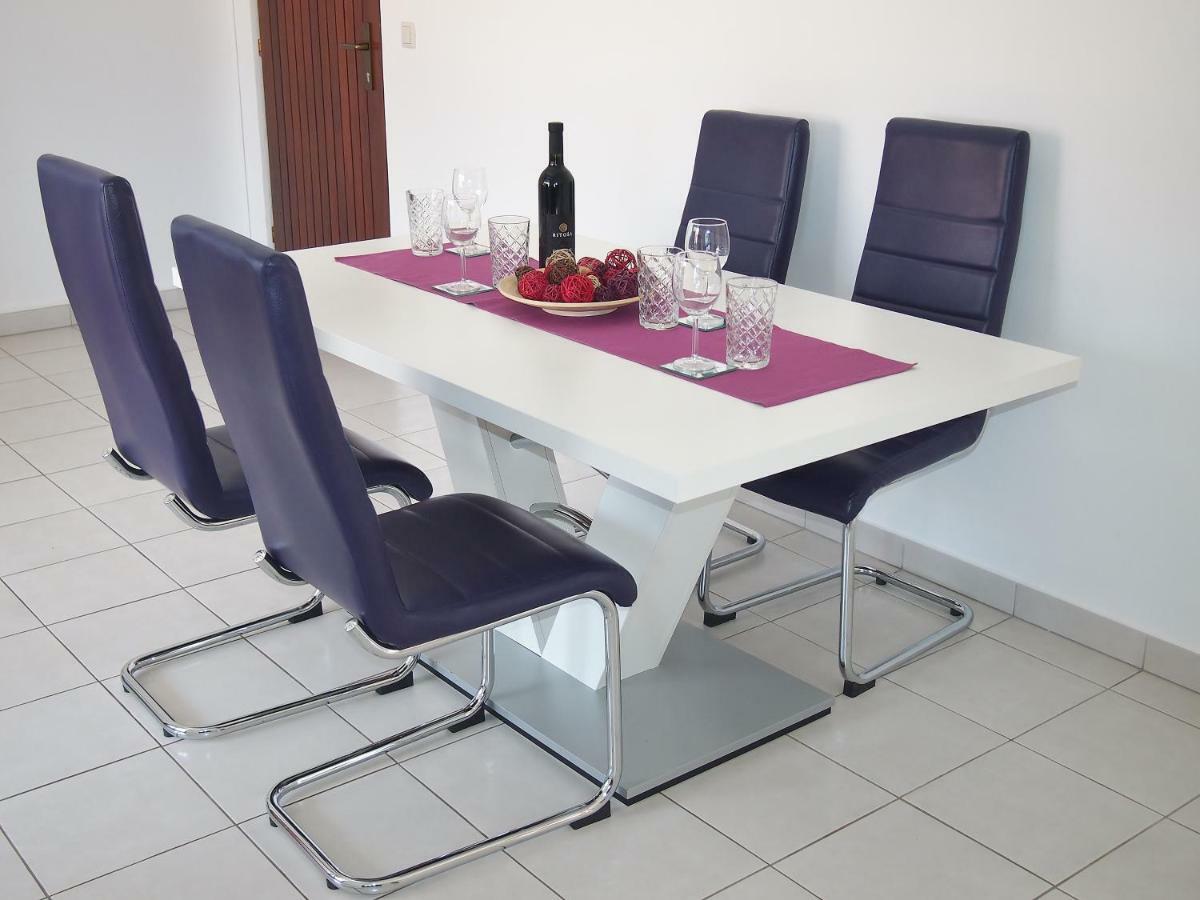 Apartmani Porat Малинска Екстериор снимка
